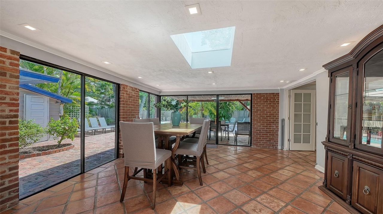 1127 S Osprey Avenue, Sarasota, FL 34236 Photo