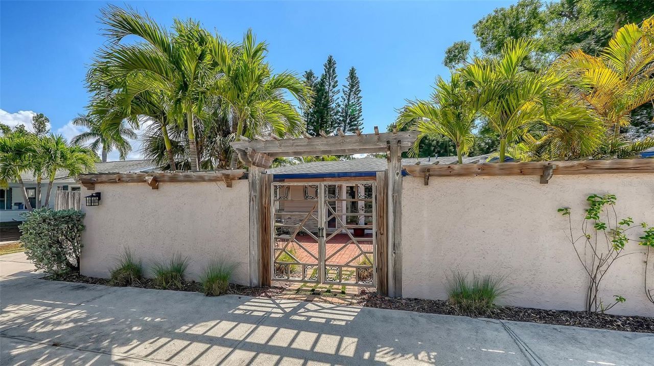 1127 S Osprey Avenue, Sarasota, FL 34236 Photo