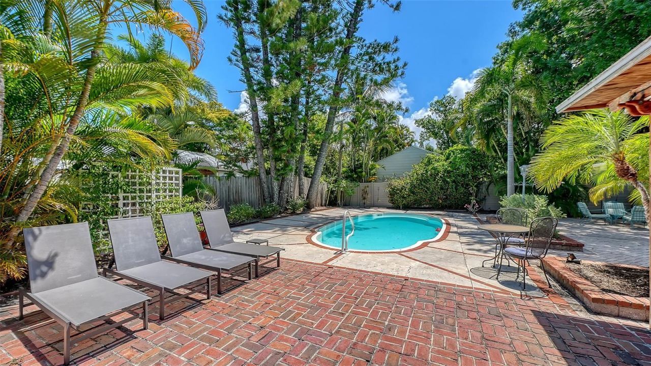 1127 S Osprey Avenue, Sarasota, FL 34236 Photo