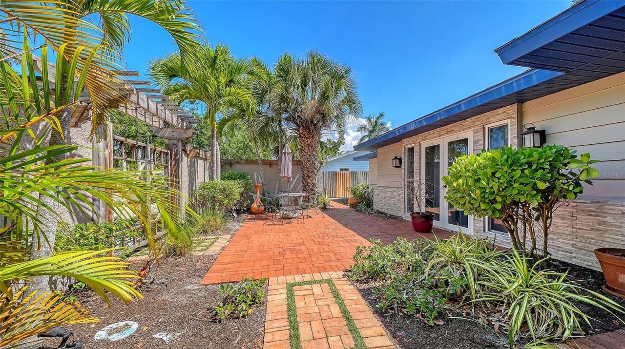 1127 S Osprey Avenue, Sarasota, FL 34236 Photo