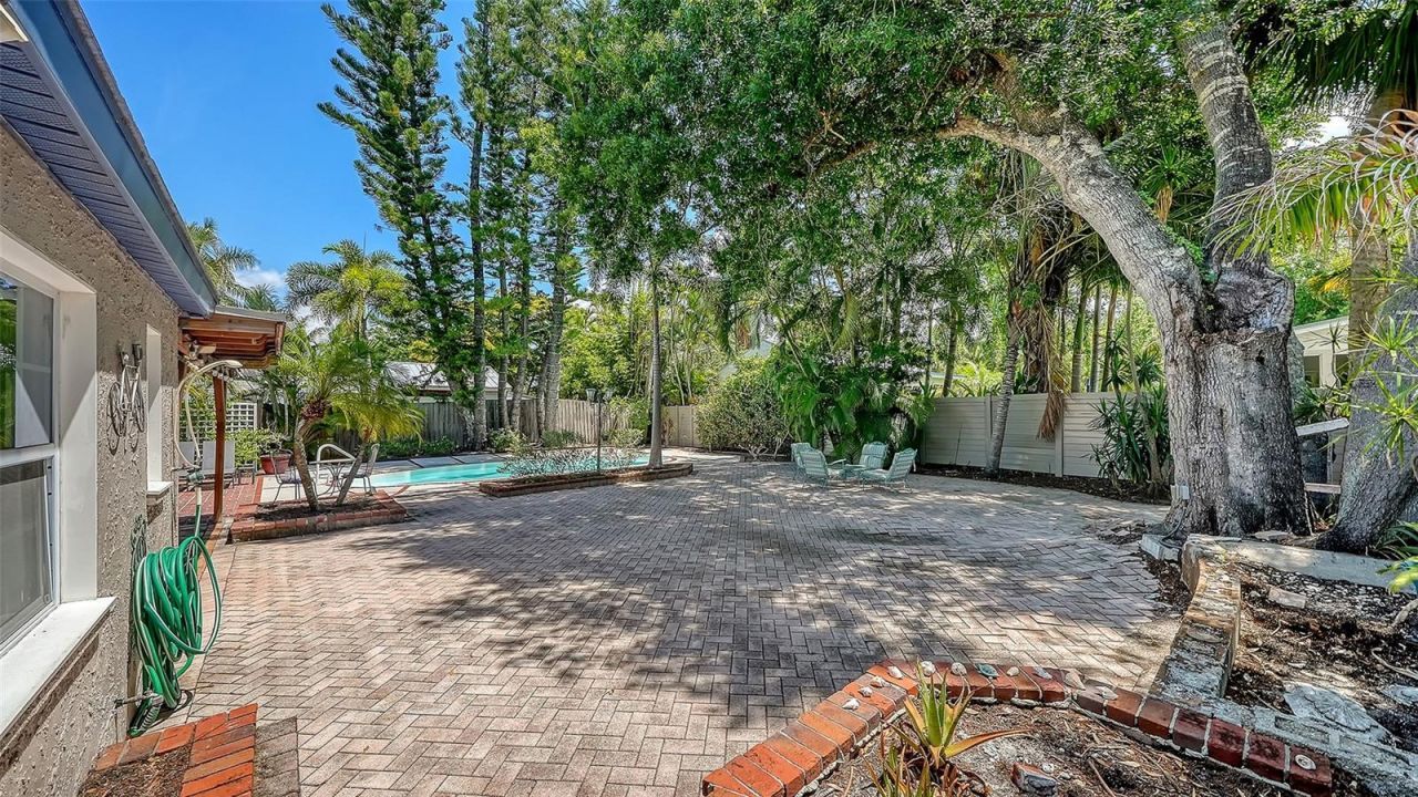 1127 S Osprey Avenue, Sarasota, FL 34236 Photo