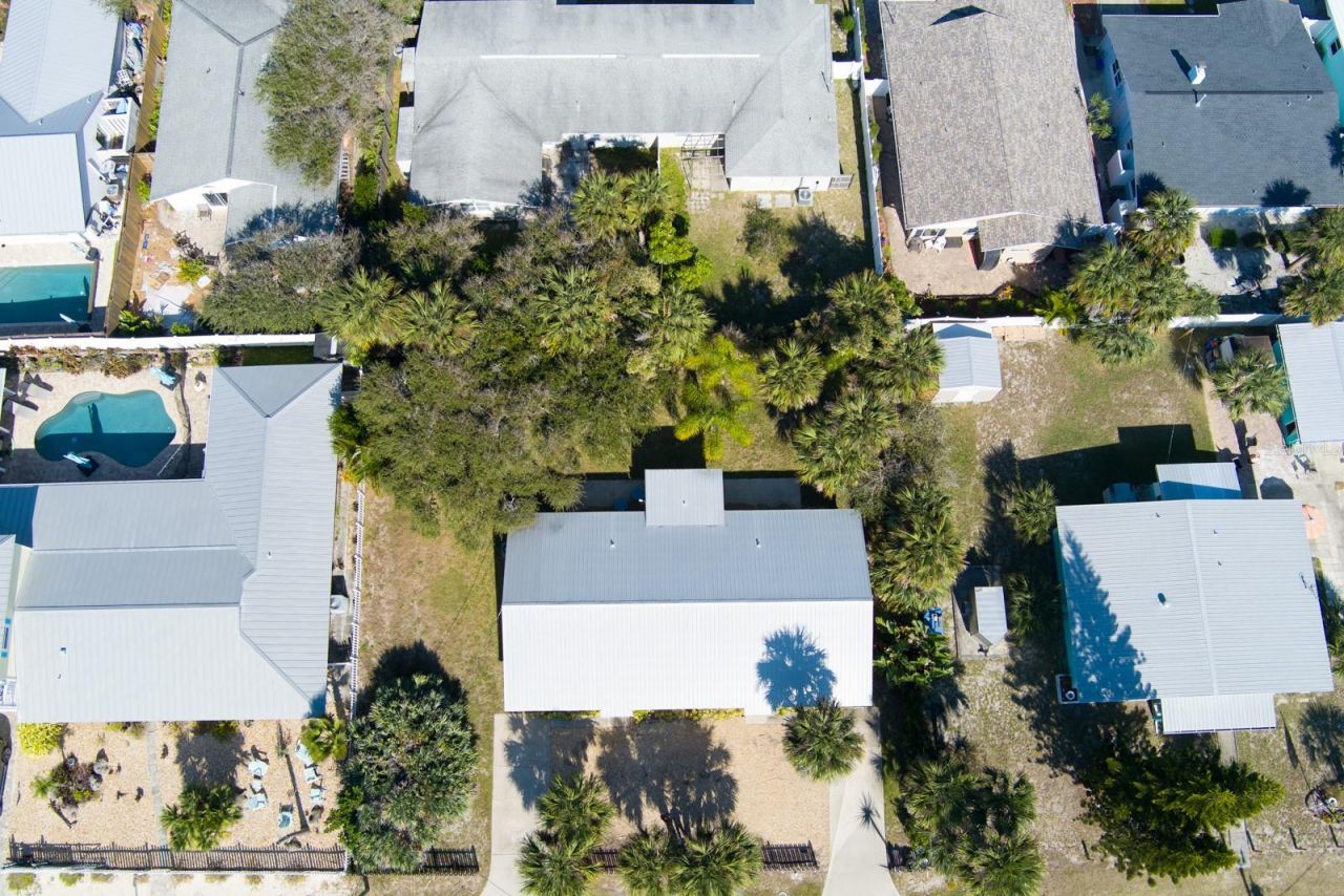 712-714 Oakwood Avenue, New Smyrna Beach, FL 32169 Photo