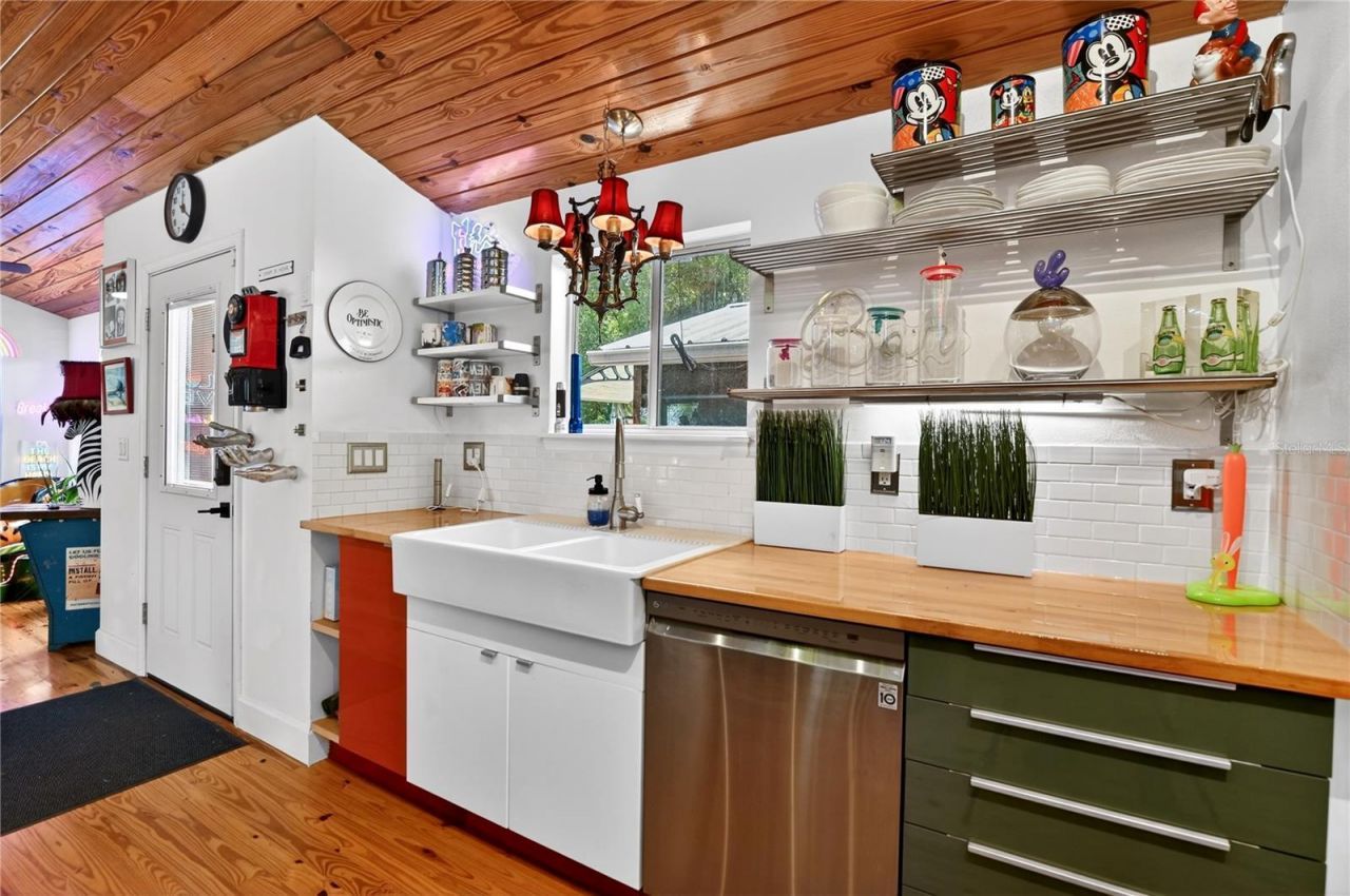 3717 Laughlin Road, Zellwood, FL 32798 Photo