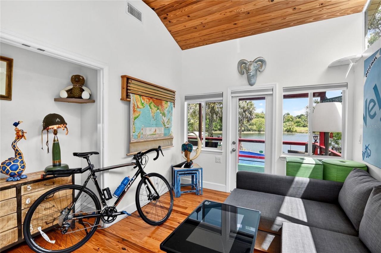 3717 Laughlin Road, Zellwood, FL 32798 Photo