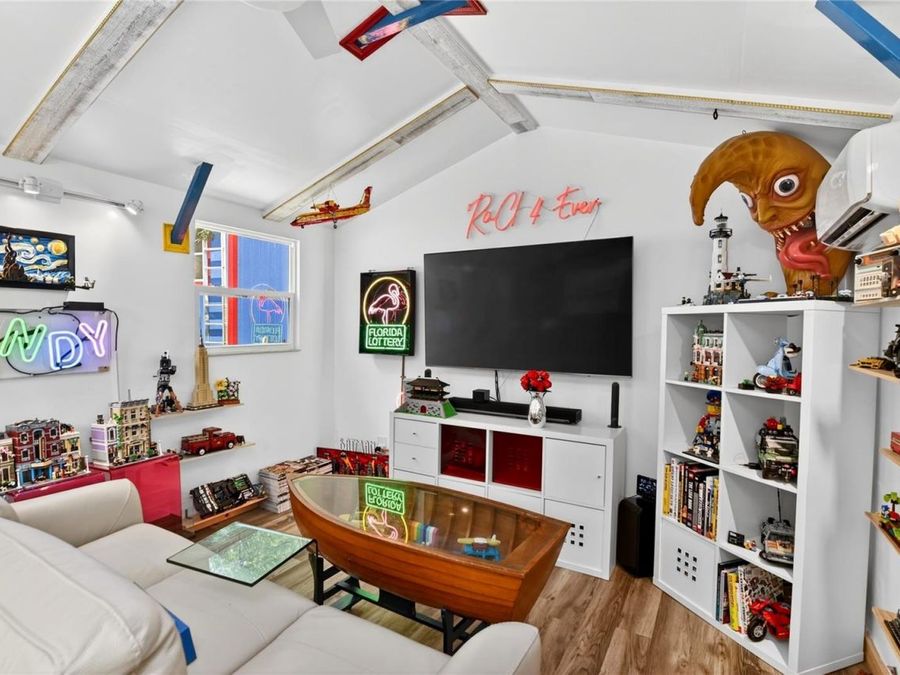 Property Image 44