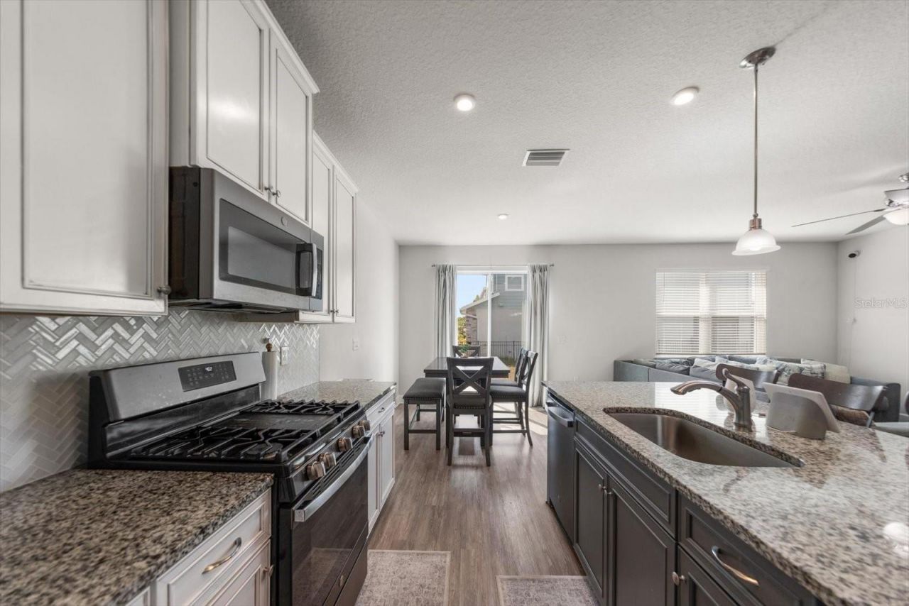 12353 Blue Pacific Drive, Riverview, FL 33579 Photo