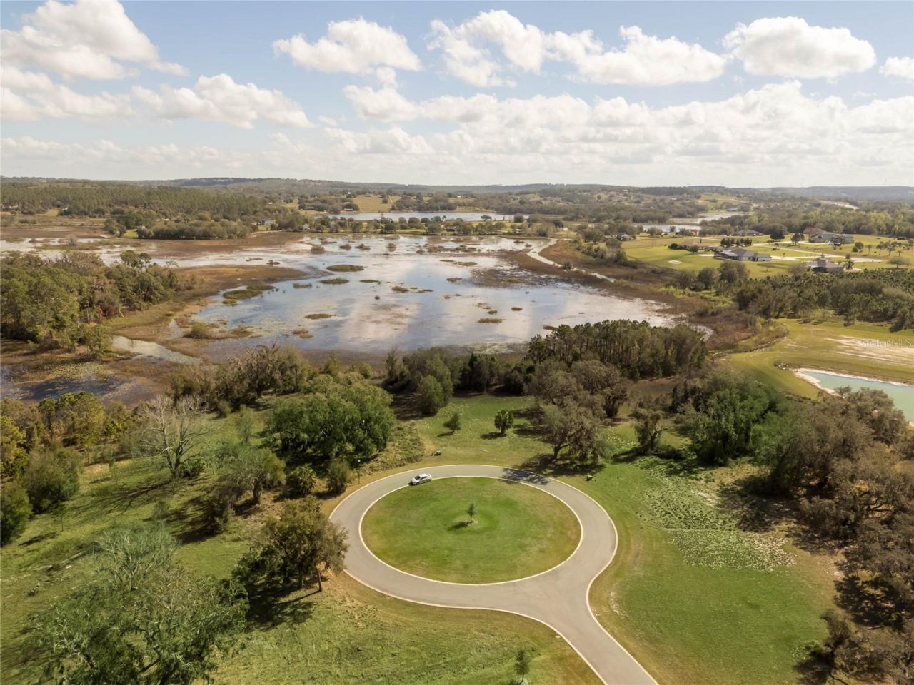 476 Long And Winding Rd, Howey in the Hills, FL 34737 Photo