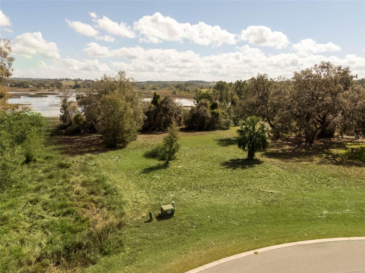 476 Long And Winding Rd, Howey in the Hills, FL 34737 Photo