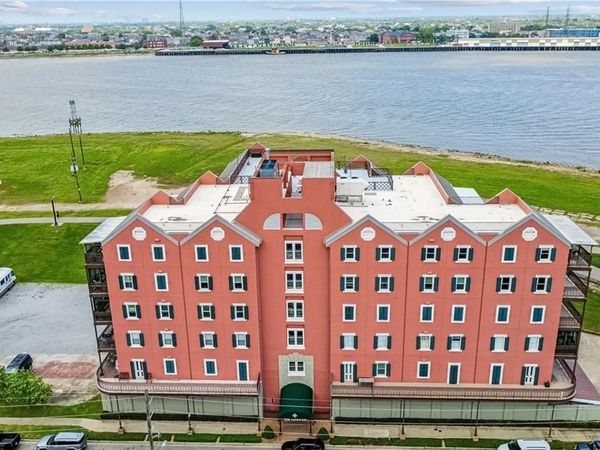 330 MORGAN Street, Unit 606, New Orleans, LA 70114