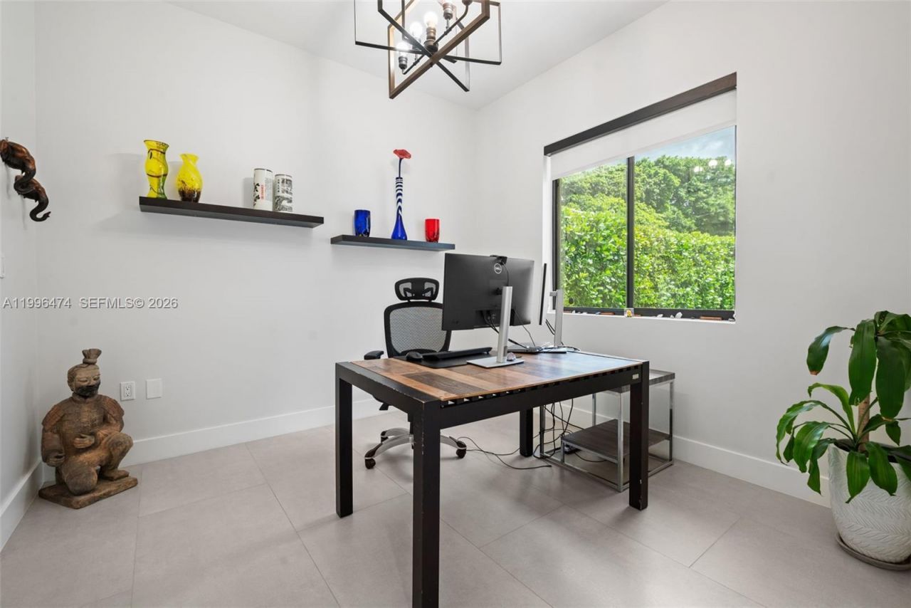 5735 SW 35th St, Miami, FL 33155 Photo