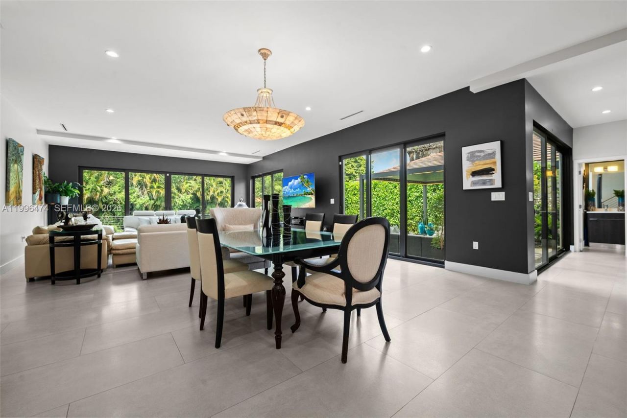 5735 SW 35th St, Miami, FL 33155 Photo