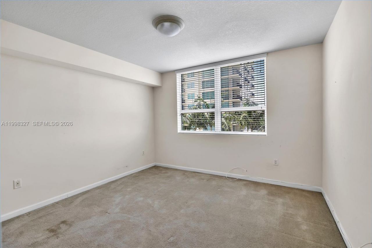 610 W Las Olas Blvd, Unit 1121N, Fort Lauderdale, FL 33312 Photo