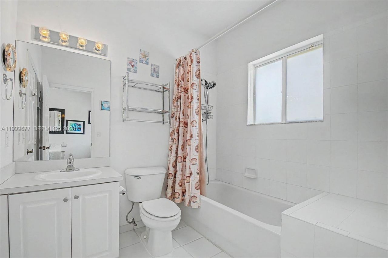 2020 SE 23rd Ave , Homestead, FL 33035 Photo