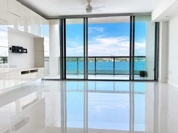 7935 East Dr, Unit 803, North Bay Village, FL 33141