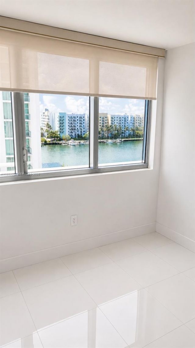 7935 East Dr, Unit 803, North Bay Village, FL 33141 Photo