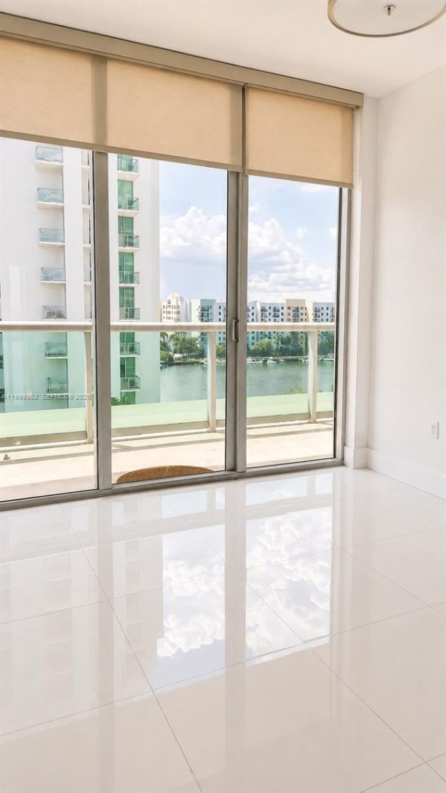 7935 East Dr, Unit 803, North Bay Village, FL 33141 Photo