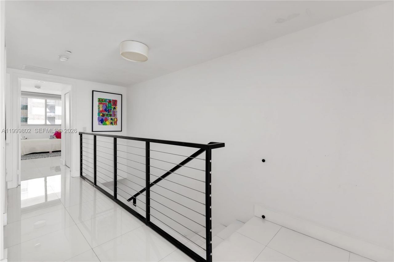 7935 East Dr, Unit 803, North Bay Village, FL 33141 Photo