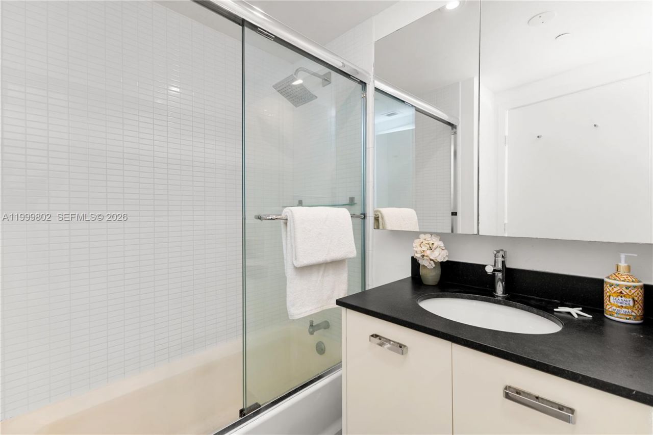 7935 East Dr, Unit 803, North Bay Village, FL 33141 Photo