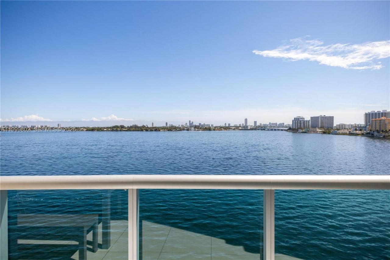 7935 East Dr, Unit 803, North Bay Village, FL 33141 Photo