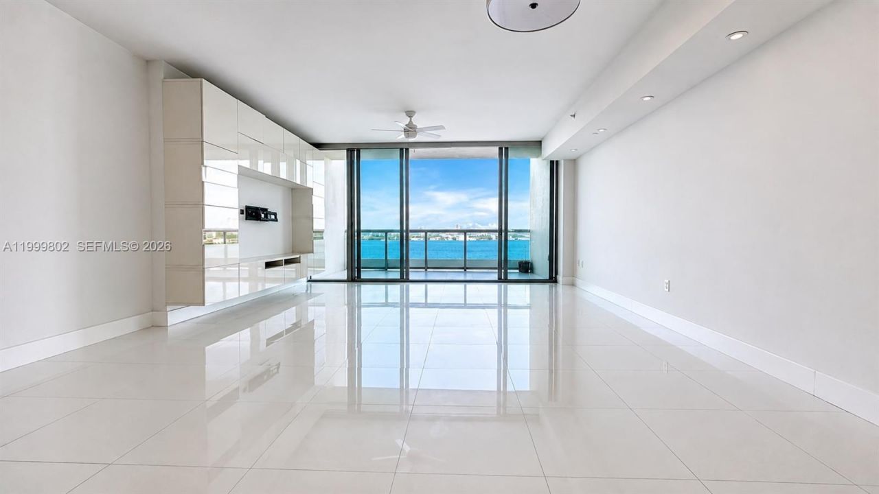 7935 East Dr, Unit 803, North Bay Village, FL 33141 Photo