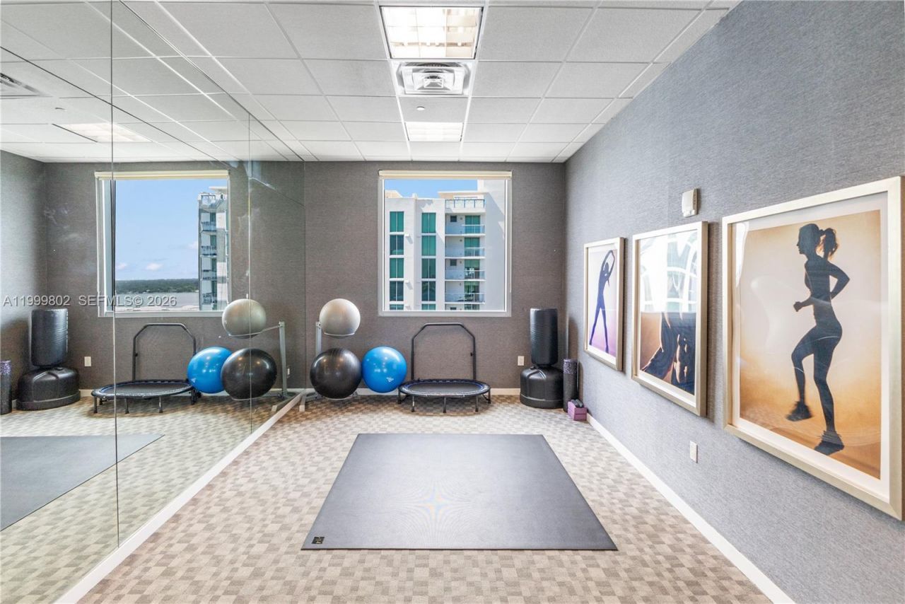 7935 East Dr, Unit 803, North Bay Village, FL 33141 Photo