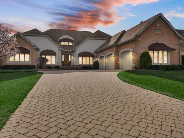 61 Overlook Drive , Golf, IL 60029