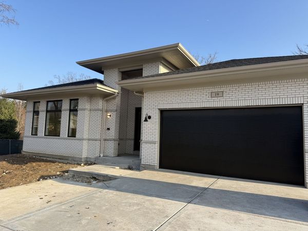 19 Heritage Drive , Highland Park, IL 60035