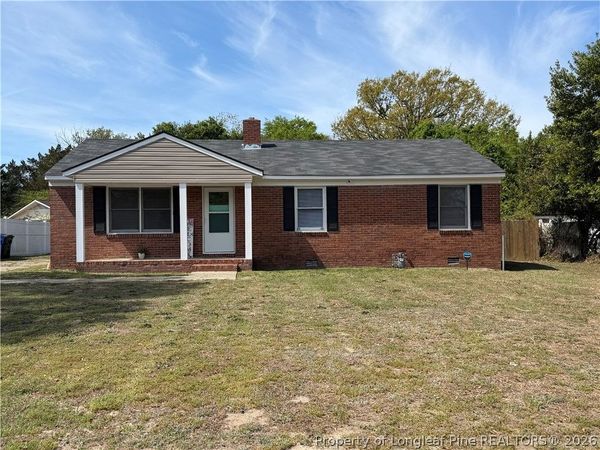 1904 Westhill Drive , Fayetteville, NC 28304