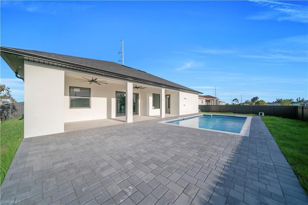 2020 Santa Barbara Blvd N, Cape Coral, FL 33993 Photo