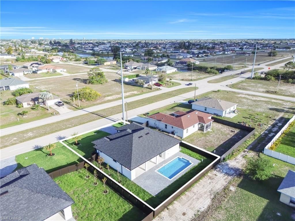 2020 Santa Barbara Blvd N, Cape Coral, FL 33993 Photo