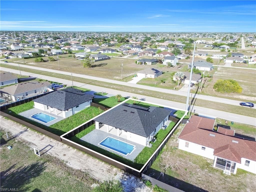 2020 Santa Barbara Blvd N, Cape Coral, FL 33993 Photo