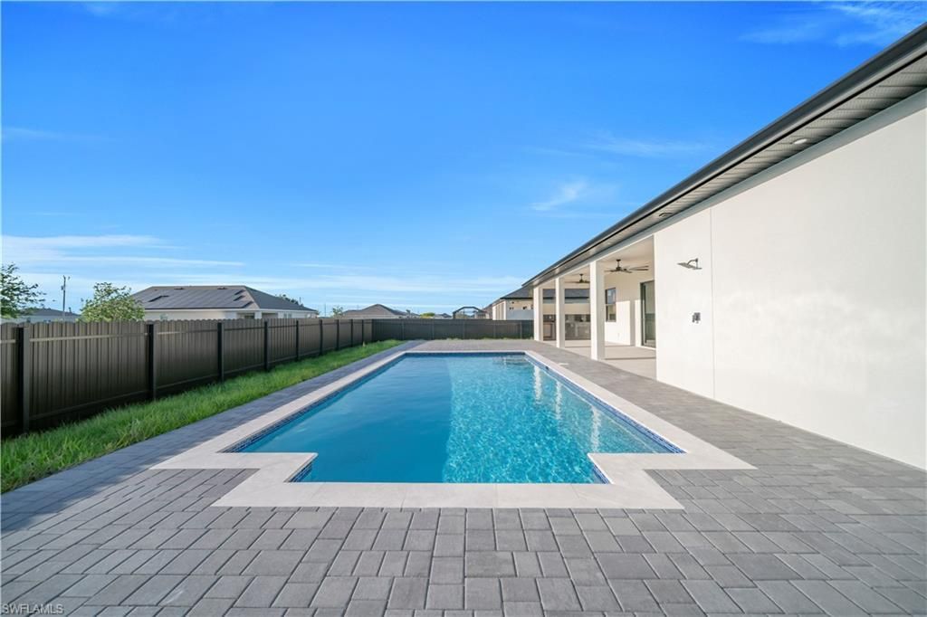 2020 Santa Barbara Blvd N, Cape Coral, FL 33993 Photo