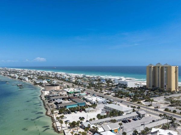 22 Via Deluna Dr, Unit 304, Pensacola Beach, FL 32561
