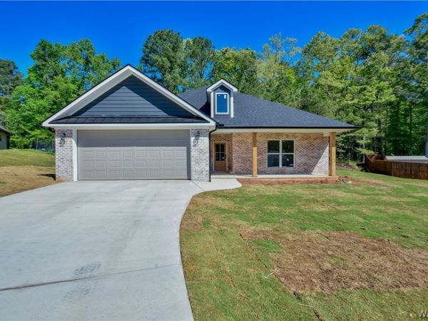 13550 Vineyard Way, Northport, AL 35475