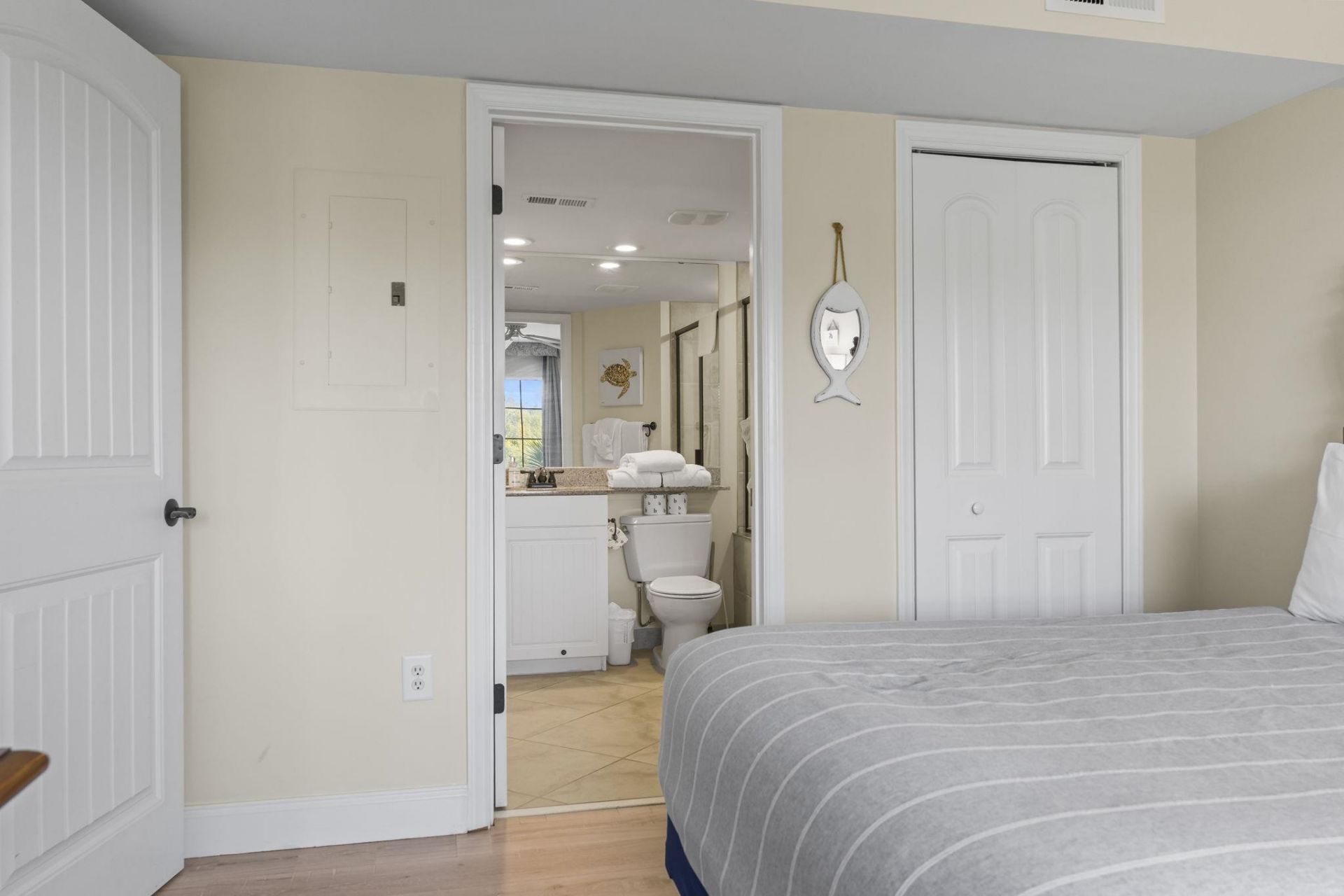 14290 Ocean Hwy. Photo 21