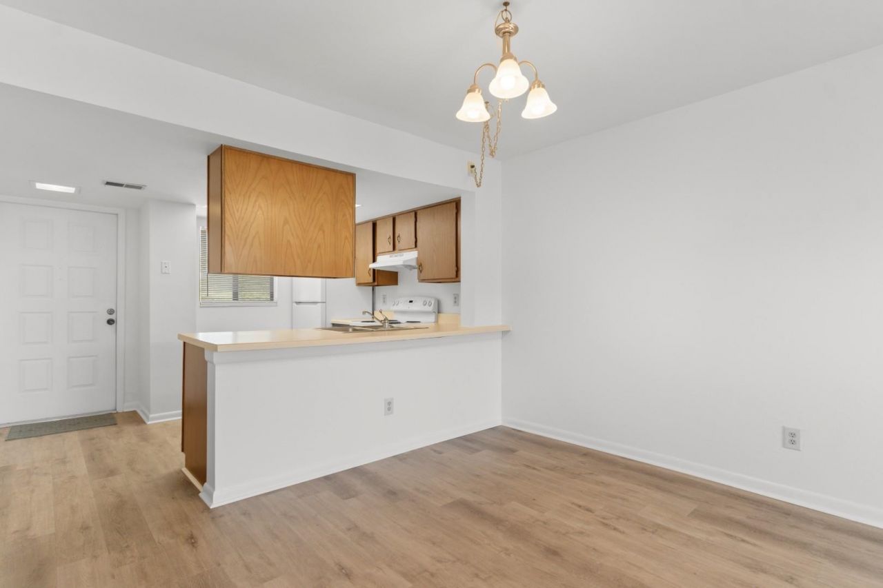 1301 Pridgen Rd. Photo 11