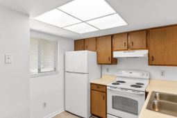 1301 Pridgen Rd. photo 4