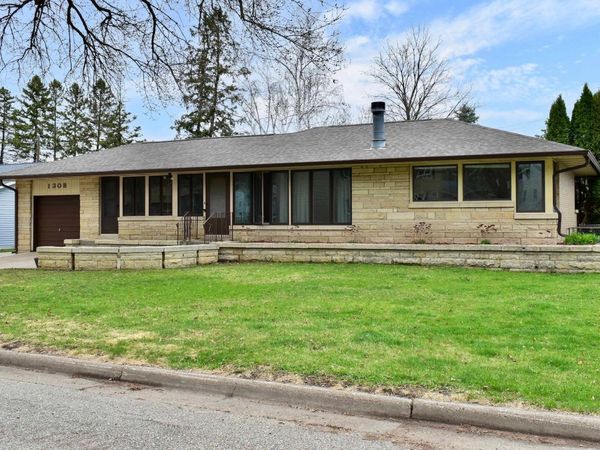 1308 Parkview Avenue, Winona, MN 55987