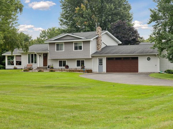 24963 Fallbrook Avenue, Forest Lake, MN 55025