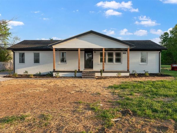 307 New Grove Road , Smiths Grove, KY 42171