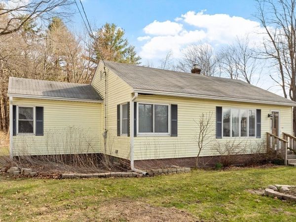 254 Massachusetts Ave, Lunenburg, MA 01462