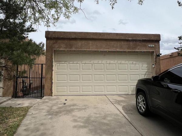 242 Burma Drive NE, Albuquerque, NM 87123