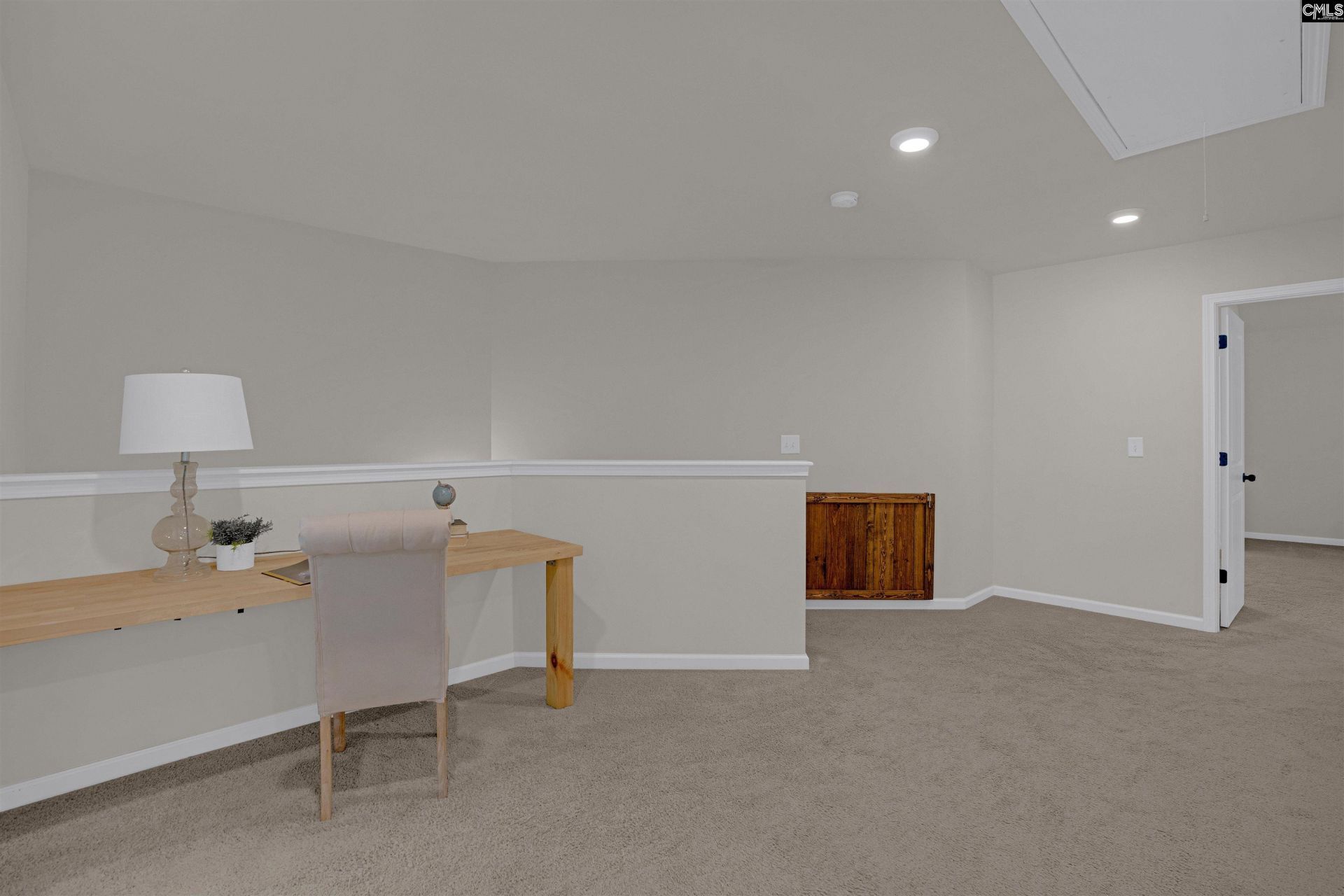 213 Goldenfluke Drive Photo 13