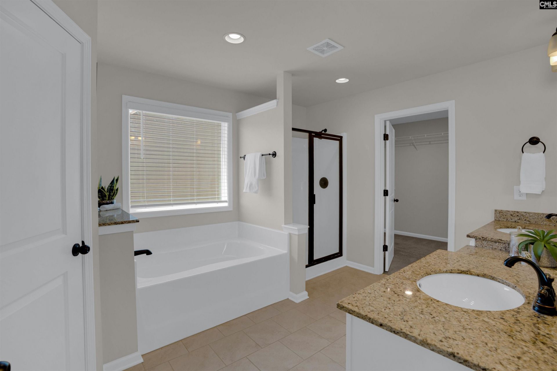 213 Goldenfluke Drive Photo 24