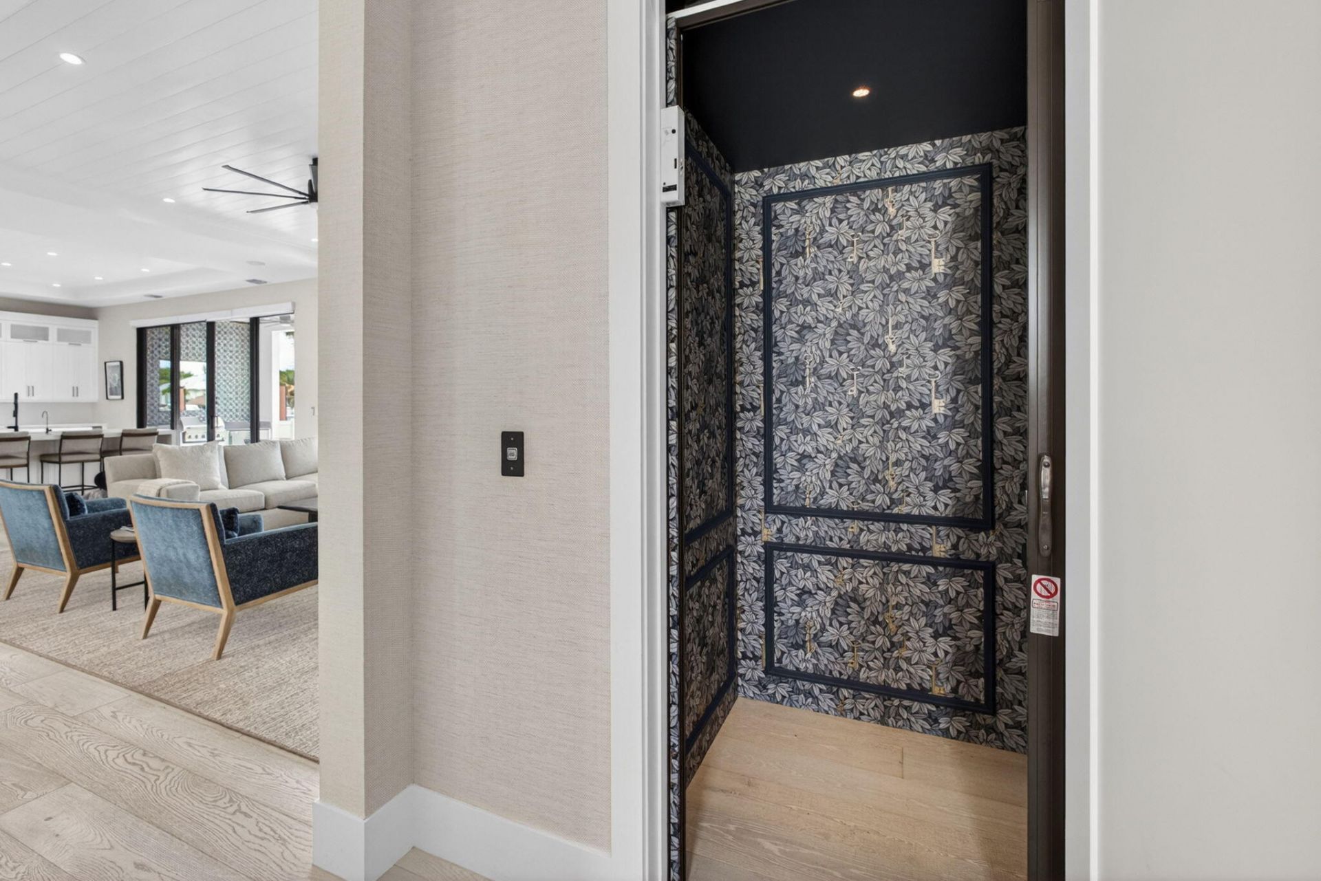 824 Shore Drive, North Palm Beach, FL 33408 Photo