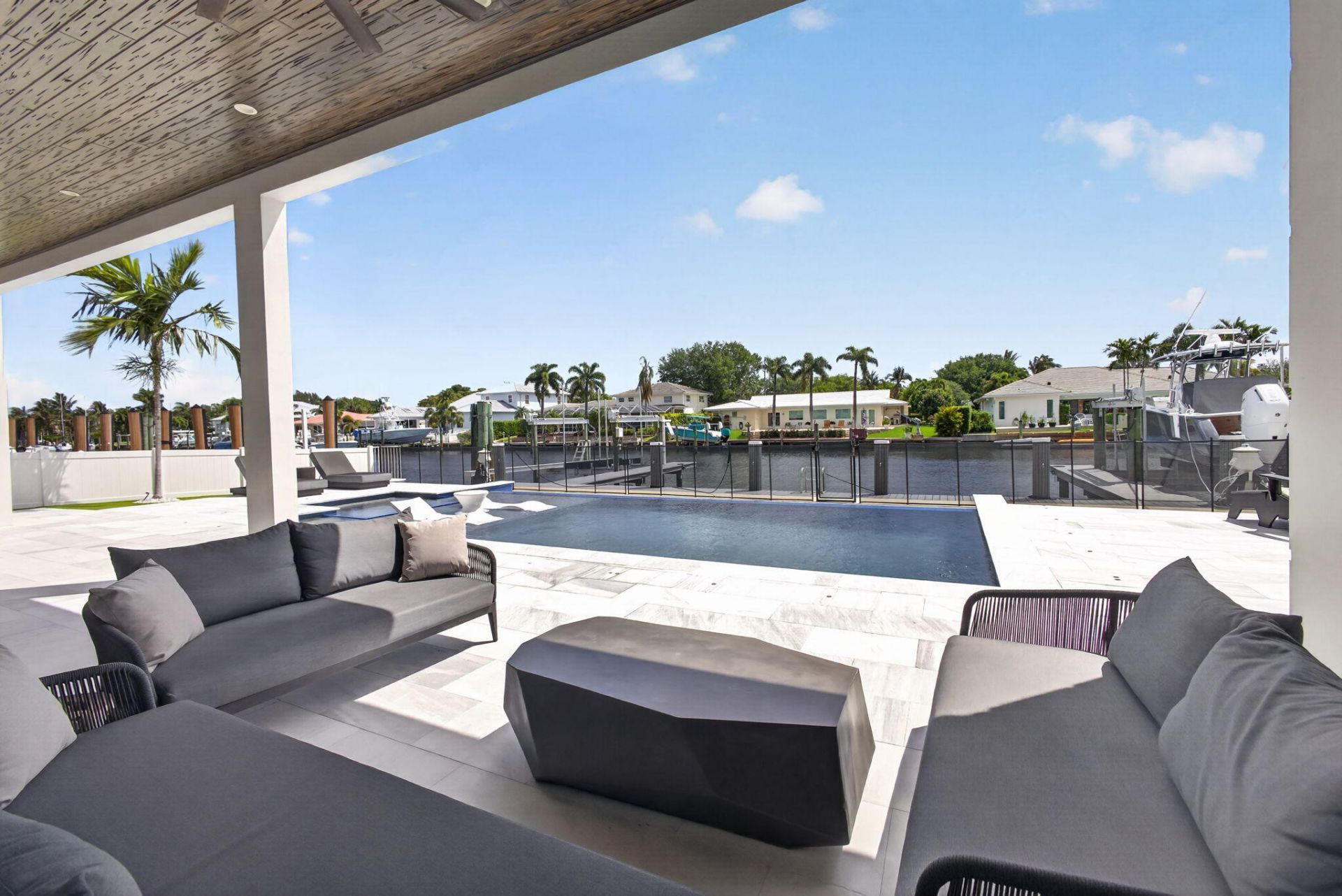 824 Shore Drive, North Palm Beach, FL 33408 Photo