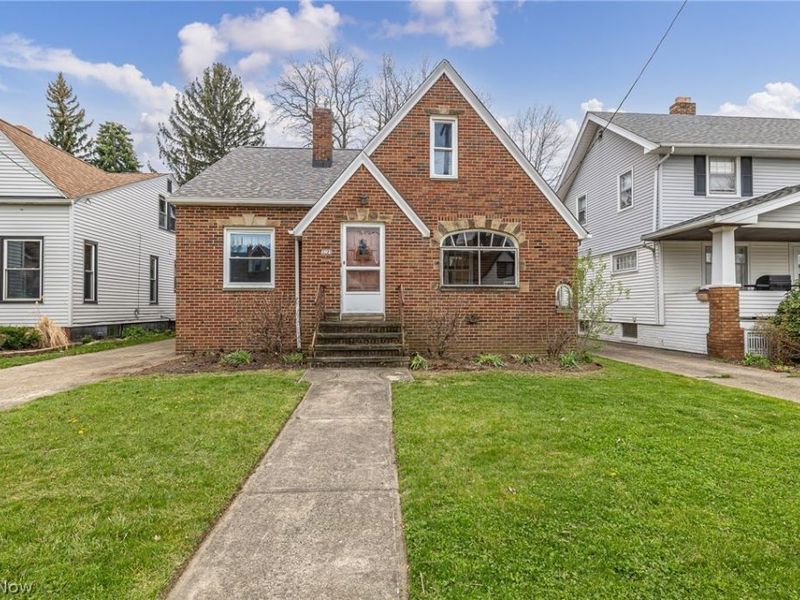 3321 Archmere Avenue, Cleveland, OH 44109 Photo 1