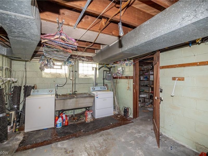 3321 Archmere Avenue, Cleveland, OH 44109 Photo 32