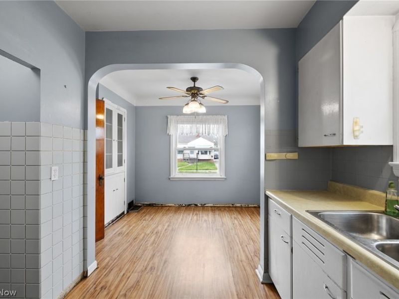 3321 Archmere Avenue, Cleveland, OH 44109 Photo 7