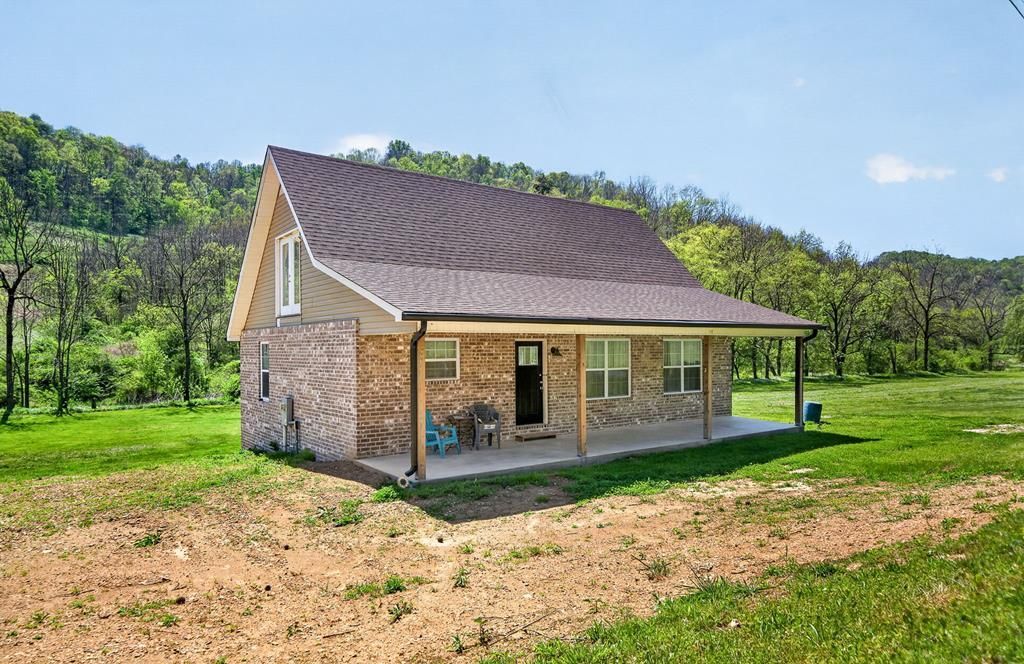 525 Riley Creek Road, Whitleyville, TN 38588 Main Photo
